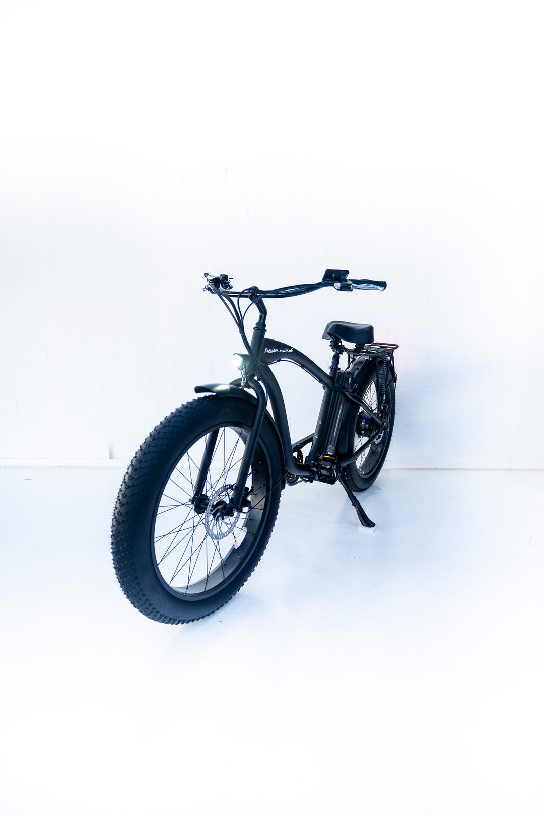 FM Bandit Cruiser E-Bike 750W - freedommachine