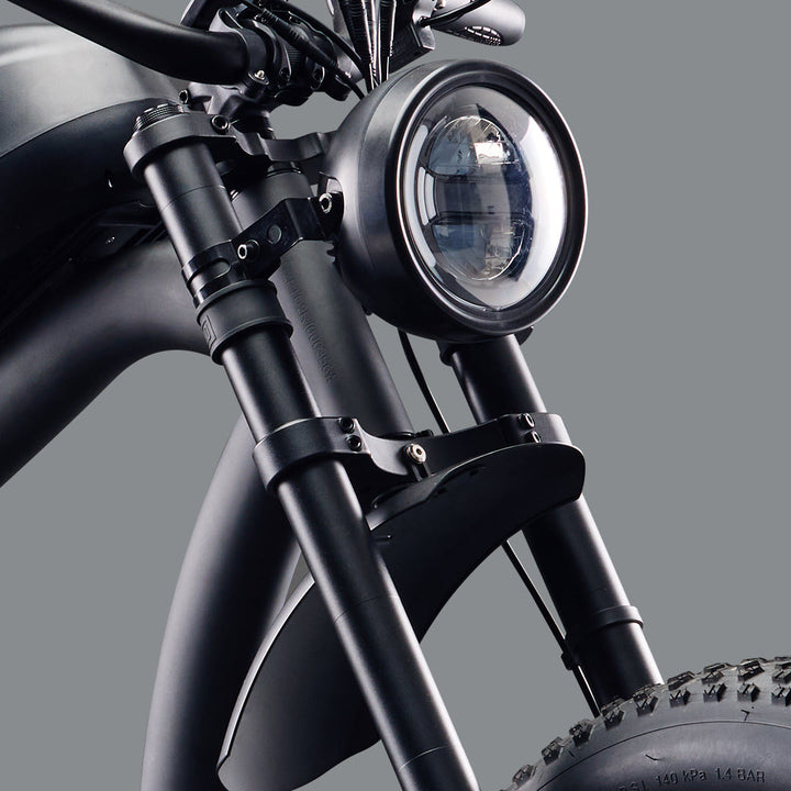 E-bike with headlight from Flight Risk - FR666 Black